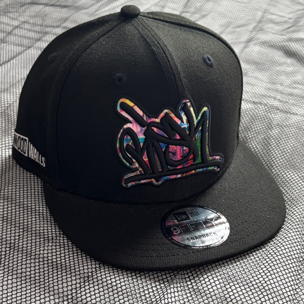 Wynwood Walls (Miami) X New Era Risk Oleum limited edition SnapBack. NEW